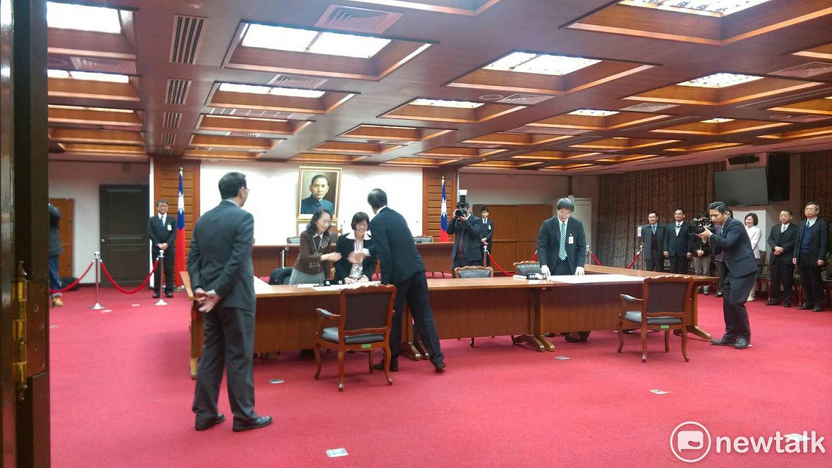 立法院臨時會前天落幕，新會期今（1）天開始，立法院長蘇嘉全也在上午就前往報到。 圖：趙婉淳／攝