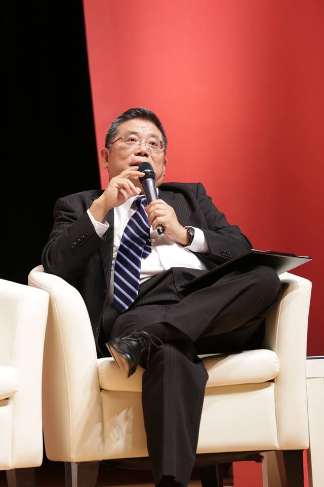 劉鏡清強調，企業須釐清AI對公司、產業和市場的影響，並運用AI技術使自己在產業中佔有更重要的一席之地。 圖：翻攝自資誠 PwC Taiwan粉絲專頁