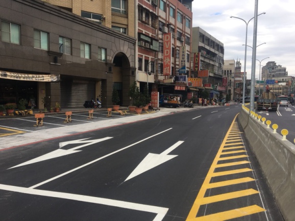 改善工程後，有效排除車流回堵問題，通暢樹林火車站前站以及樹林區公所附近的交通。 圖：新北市政府／提供