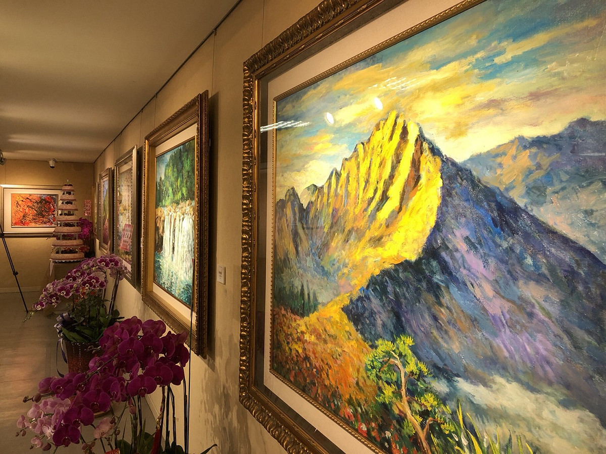趙昌平委員獨展，其作品分為風景畫及抽象畫，風景畫是運用感性的感受描繪出生活風景。 圖：桃園市政府文化局/提供
