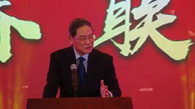 國台辦主任張志軍5日晚間在全國台企聯新春聯誼會致 詞表示，新8項對台商措施要完成，還需要靠劉結一副 主任與陳德銘會長，並強調說，不論在那個崗位，都會 關注支持對台工作。 圖：中央社