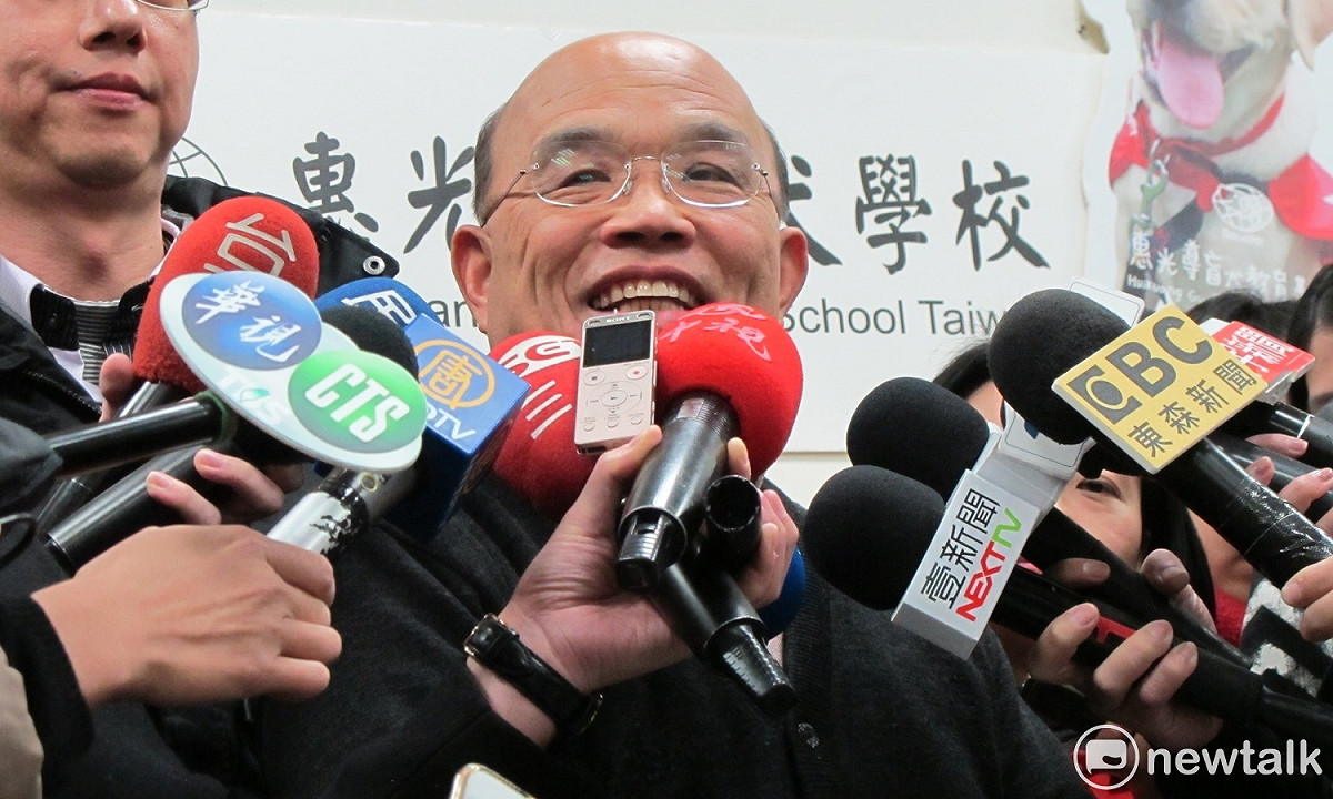 民進黨新北市長候選人蘇貞昌1日回應民調落後一事。
 圖：新頭殼資料照片