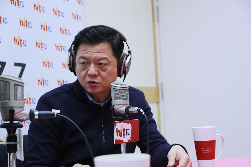 國民黨新北市長初選在即，表態願意參選國民黨內新北市長初選的前台北縣長周錫瑋今（7）天上午受訪時說，新北市長在許多領與都要有專業能力，但侯友宜「走不出來」，只有單一警政專業。 圖：HitFm提供