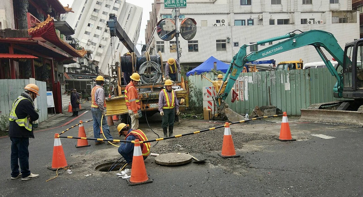台電除了救災中倒塌大樓之外，花蓮地區已全數復電！ 圖：台電提供