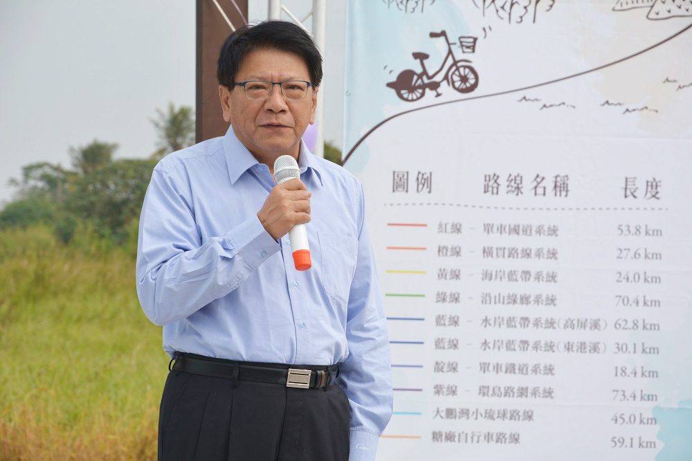 潘孟安表示，春節期間縣政府服務不打烊。 圖：屏東縣政府/提供