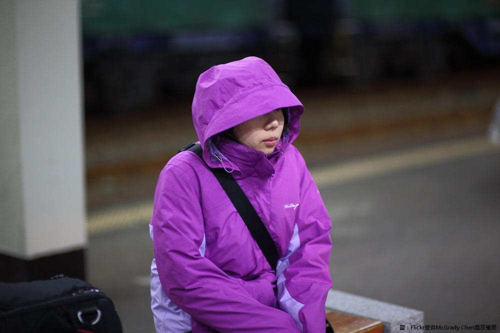 週日至週二清晨寒流及輻射冷卻影響，氣溫明顯偏低，中部以北及東北部低溫將下探至7到9度，保暖工作務必要做好。 圖：Flickr提供McGrady Chen開放權限