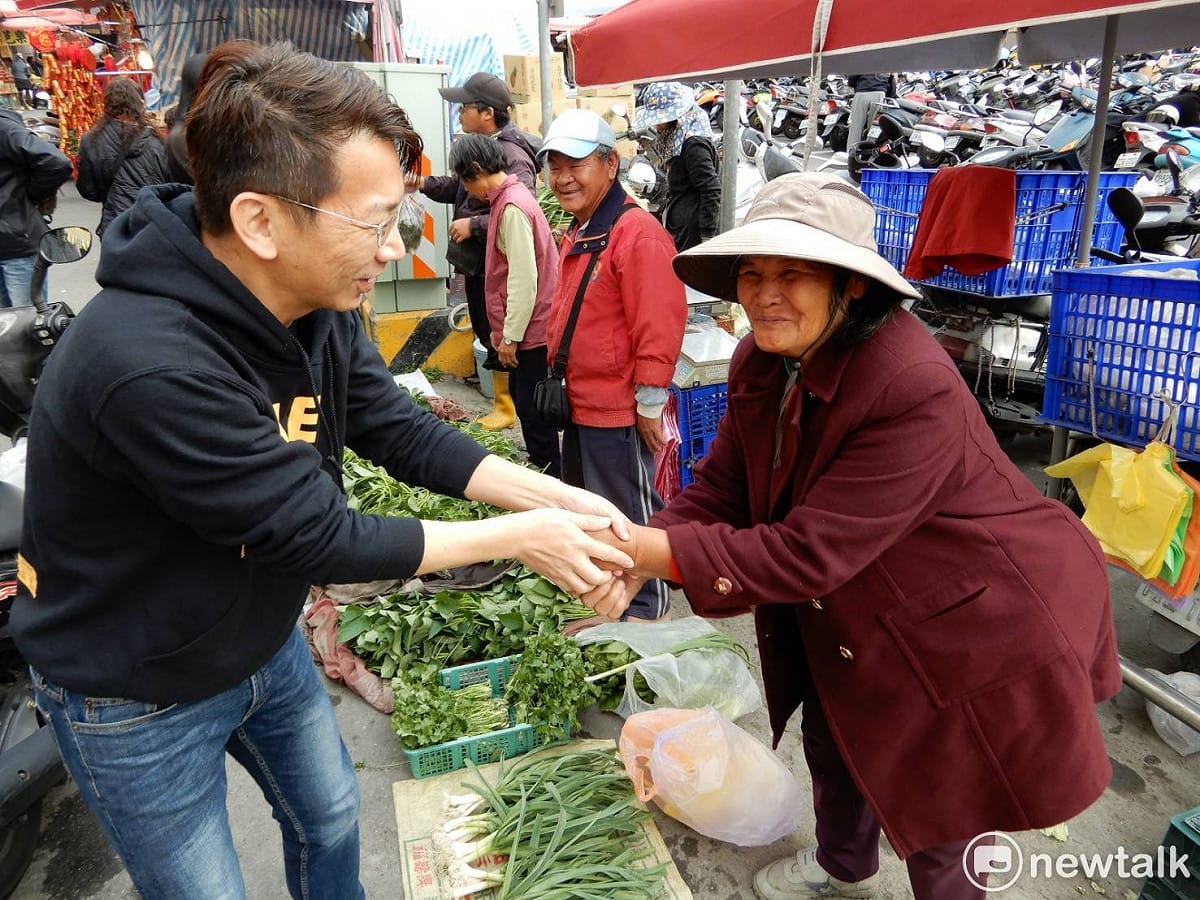 徐永明說，一開始大家都開玩笑說，第九屆國會中「東吳幫勢力最大」，比時力、親民黨還大。 圖：黃韋銓/攝