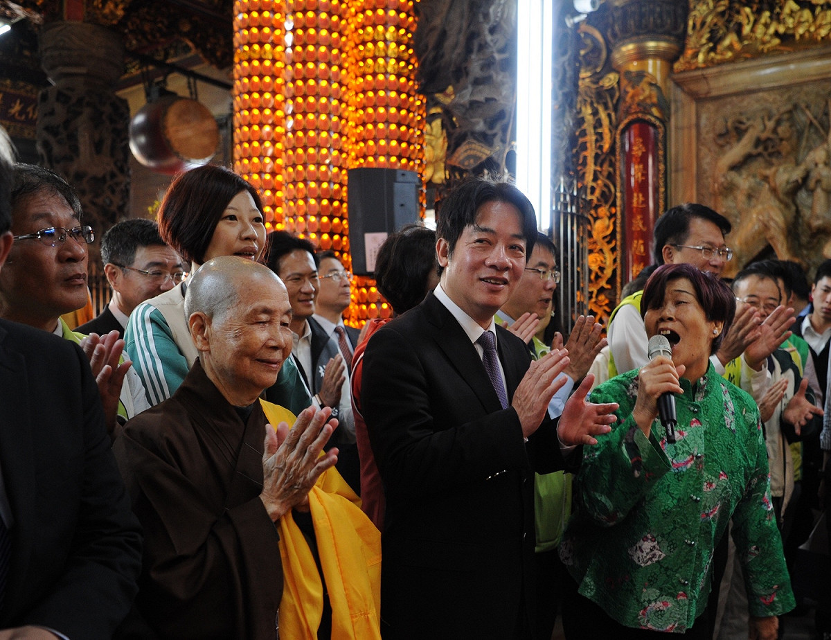 賴揆重申三大施政方向：安居樂業、生生不息、均衡台灣