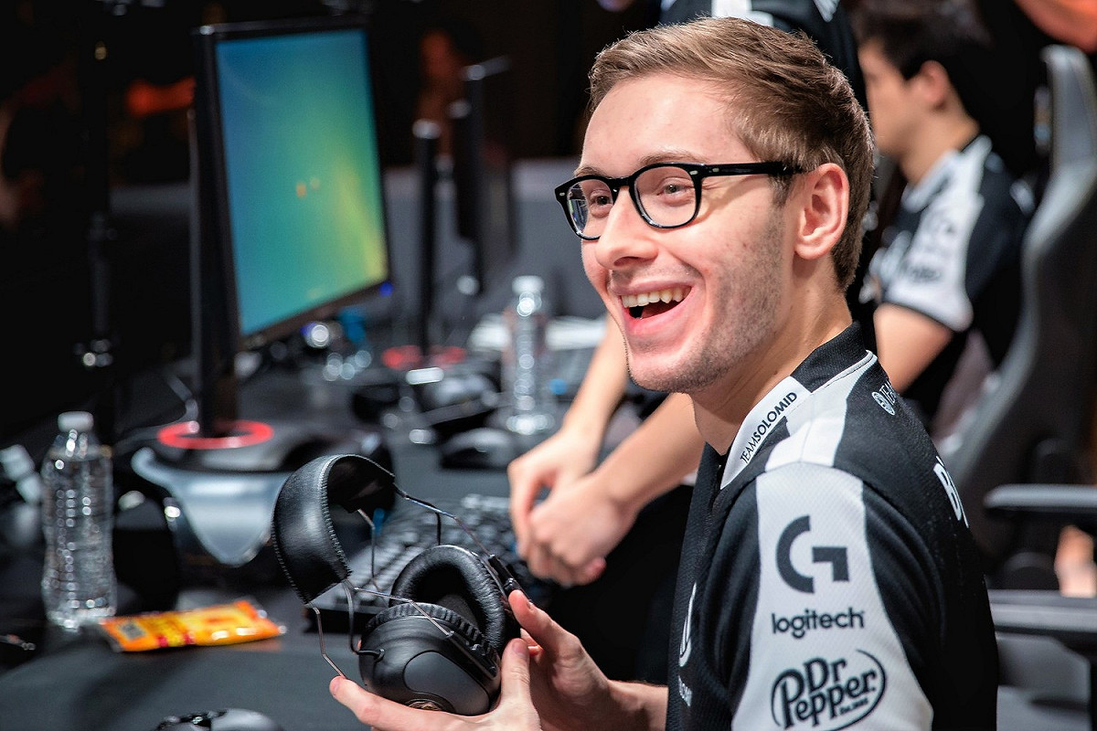 北美老牌戰隊Team SoloMid（TSM）當家中路選手「Bjergsen」Søren Bjerg，昨（21）日是他的22歲生日。 圖：翻攝自 LoL Esports Photos flickr
