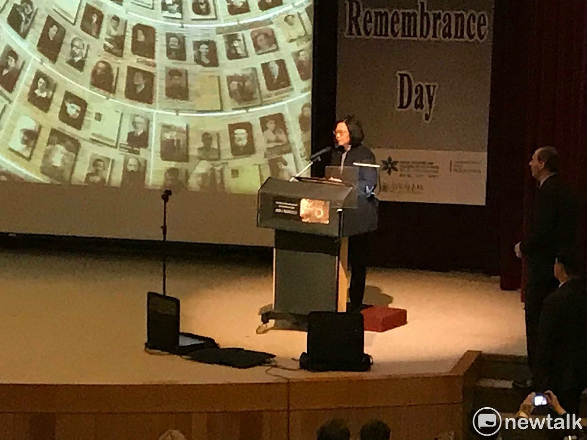總統蔡英文今日出席以色列與德國駐台辦事處共同籌辦「國際大屠殺紀念日」活動。 圖：周煊惠 / 攝