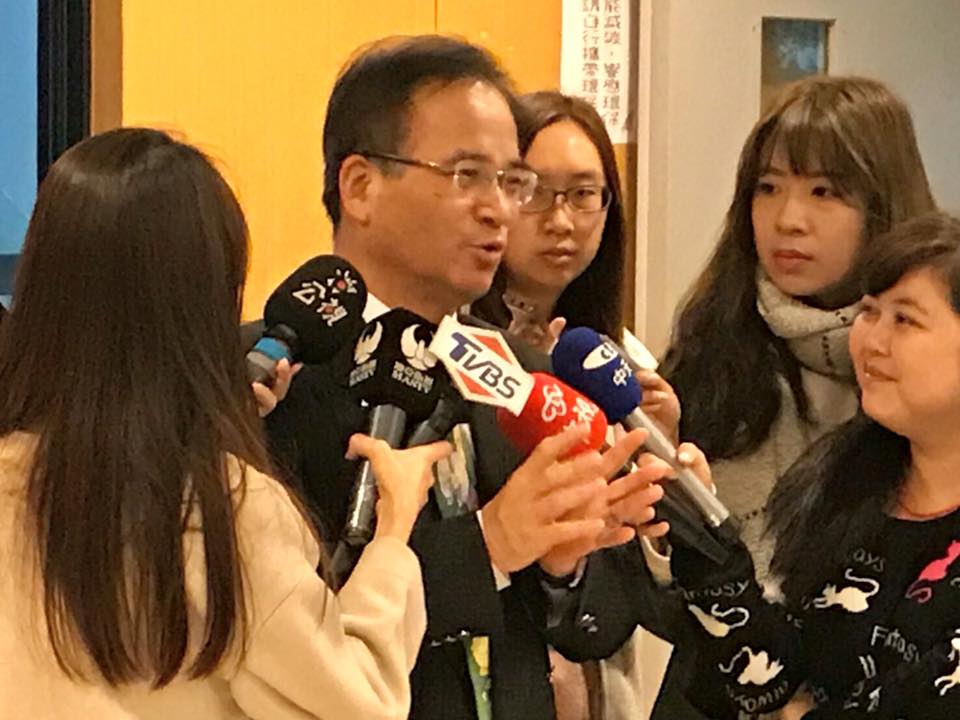 前台南縣長蘇煥智3月3日將於台大校友會館召開記者會，宣布參選。 圖：翻攝蘇煥智臉書