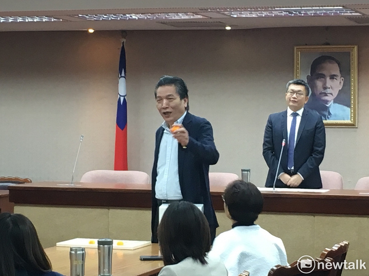 黨團總召李鴻鈞抽中內政委員會。 圖：黃韋銓/攝