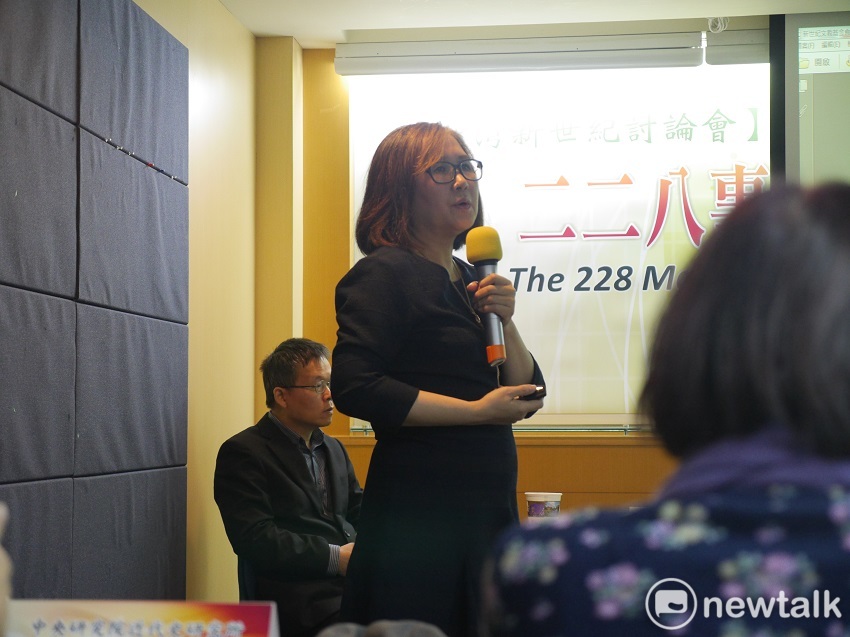 台大歷史系教授花亦芬強調，轉型正義若缺乏教育支撐，只能造成短期的效應，如果要讓台灣的獨立自主性更強，台灣的教育要深刻正視轉型正義。 圖：趙婉淳 ／攝