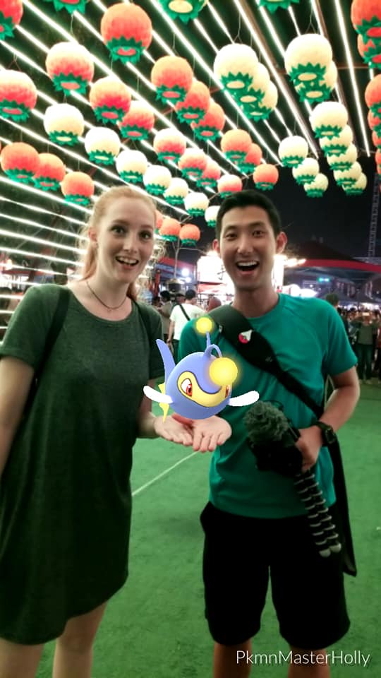 嘉義燈會吸引許多外國寶可夢Youtuber前來朝聖。 圖：翻攝PkmnMaster Holly臉書