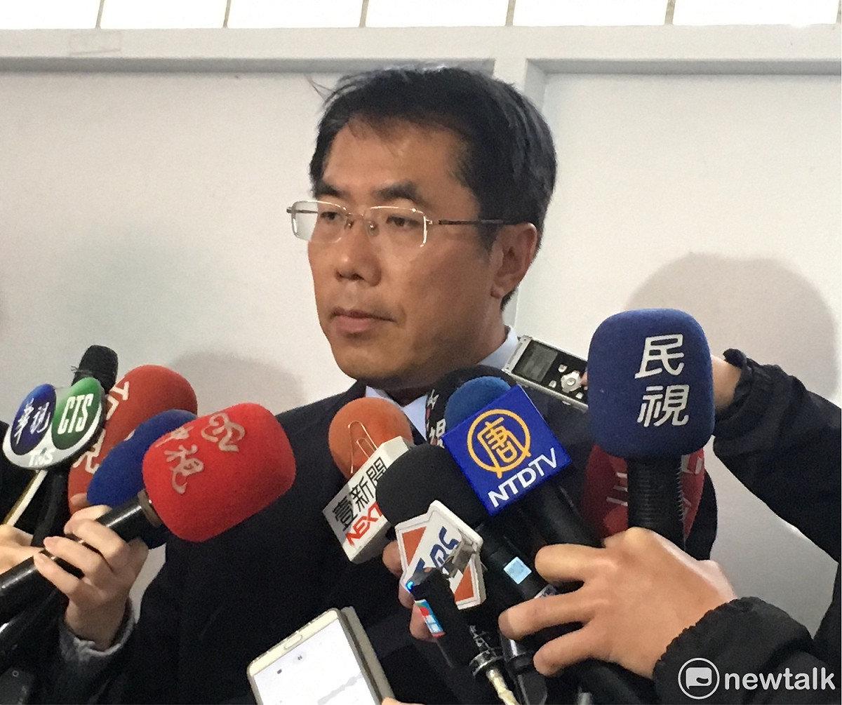 針對台灣民意基金會董事長游盈隆宣布退出民進黨，台南市長黃偉哲今日呼籲，希望游脫黨不脫隊，繼續在台灣本土意識的團隊中一起努力。 圖：新頭殼資料照片