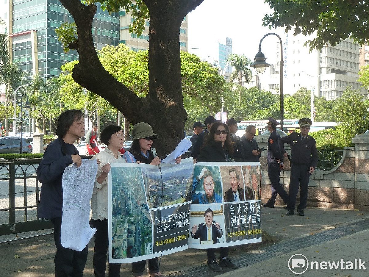 針對陽明山保變住六之六案，一群天母居民今（12）日到監察院前召開記者會，並向值日監委陳師孟陳情。 圖：謝莉慧/攝
