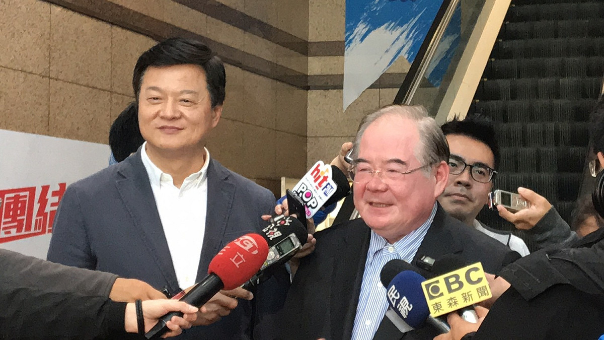 國民黨中央今天出面協調新北市市長初選，三方取得共識，4/6完成民調作業。 圖: 周錫瑋競選辦公室/提供