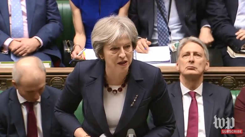 英國首相梅伊今（14）日宣布，英國將驅逐23名俄羅斯外交官。 圖：翻攝youtube