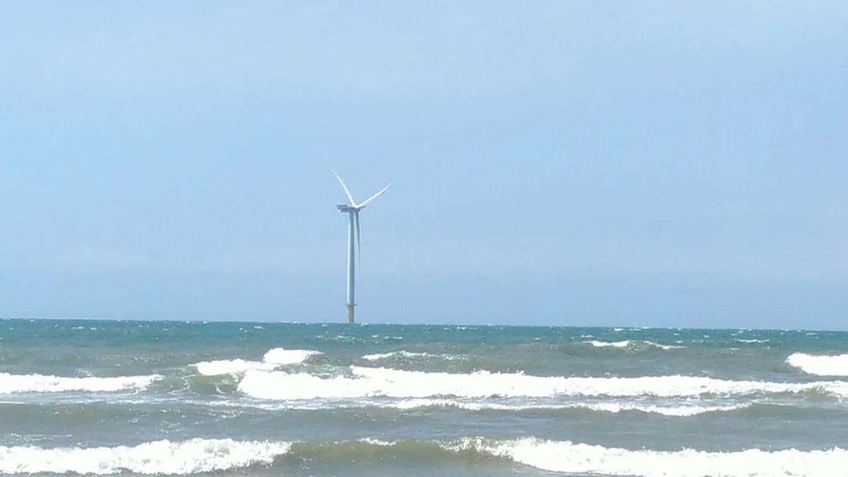 上緯海能風電位於苗栗外海5號、6號潛力場址預計於2020年完成建置。 圖 : 翻攝自youtube