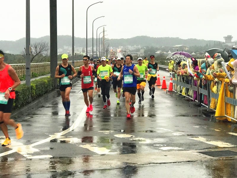 新北市的萬金石馬拉松今(18)日開跑，台電一早就針對協和電廠與林口電廠進行降載減排作業。。圖為萬金石馬拉松資料照片。 圖：新北市政府／提供