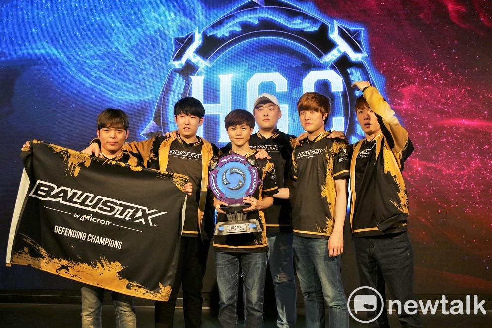 前身是L5的Ballistix，今日從敗部打回總決賽，並在最後獲得冠軍。 圖：朱泓任/攝