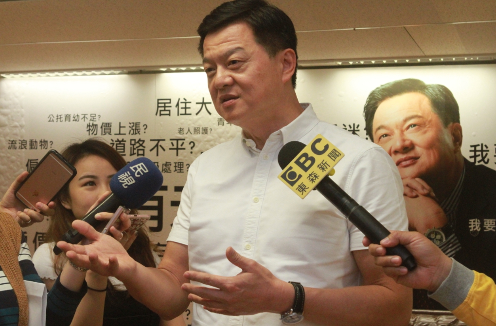 周錫瑋今天談319槍擊案，以「一切源頭都是陳水扁」、「扁提拔侯」，明護暗諷侯友宜。 圖：王峻昌/攝