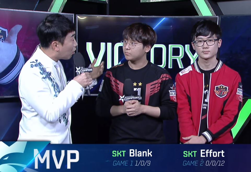 打野選手Blank以及久未登場的輔助選手Effort，分別獲得一、二局的MVP。 圖：翻攝自 LCK 官方影片