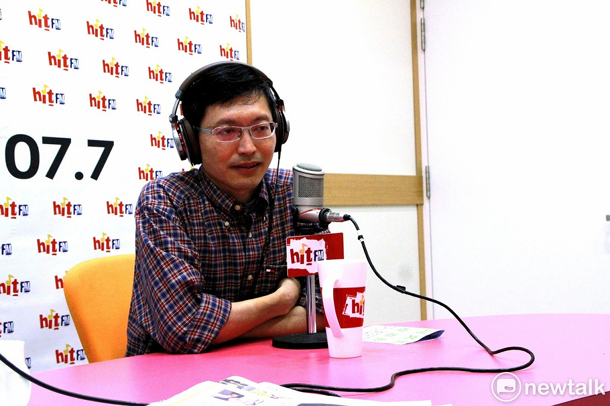 民進黨台北市議員參選人蕭亞譚爆料，台北市長柯文哲曾說自己曾拿了50萬元給姚立明，但姚不收；柯還說他同樣送了50萬給「某某人」，但某某人就收了。 圖：廣播節目《蔻蔻早餐》 / 提供