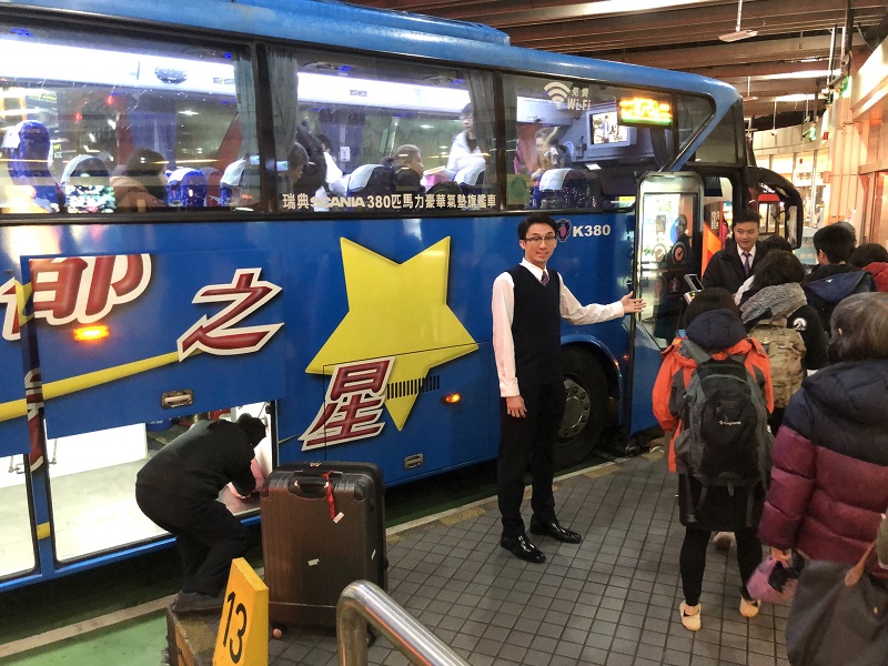 清明連假期間，從台北至宜蘭的首都客運祭出多項連假優惠，票價可達82折至59折。 圖：首都客運/提供