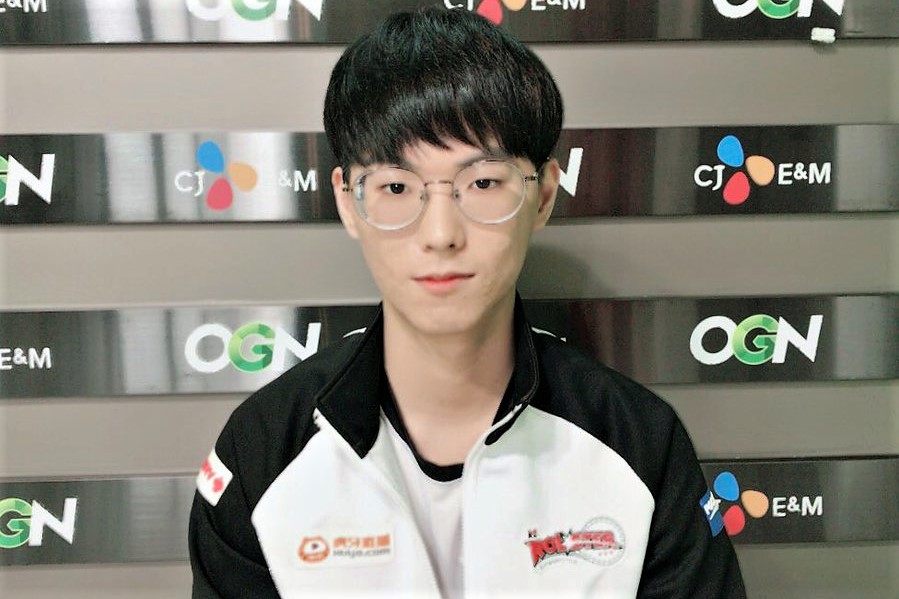 KT替補中路選手Ucal。 圖：翻攝自 kt Rolster ‏ 推特