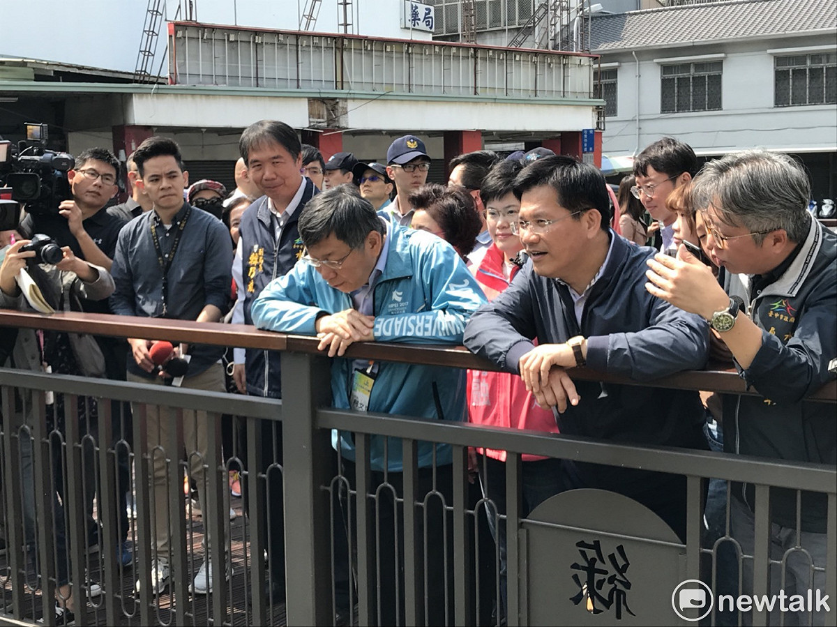 林佳龍與柯文哲兩人一起赴綠川參觀整治成果。 圖 : 周煊惠 / 攝