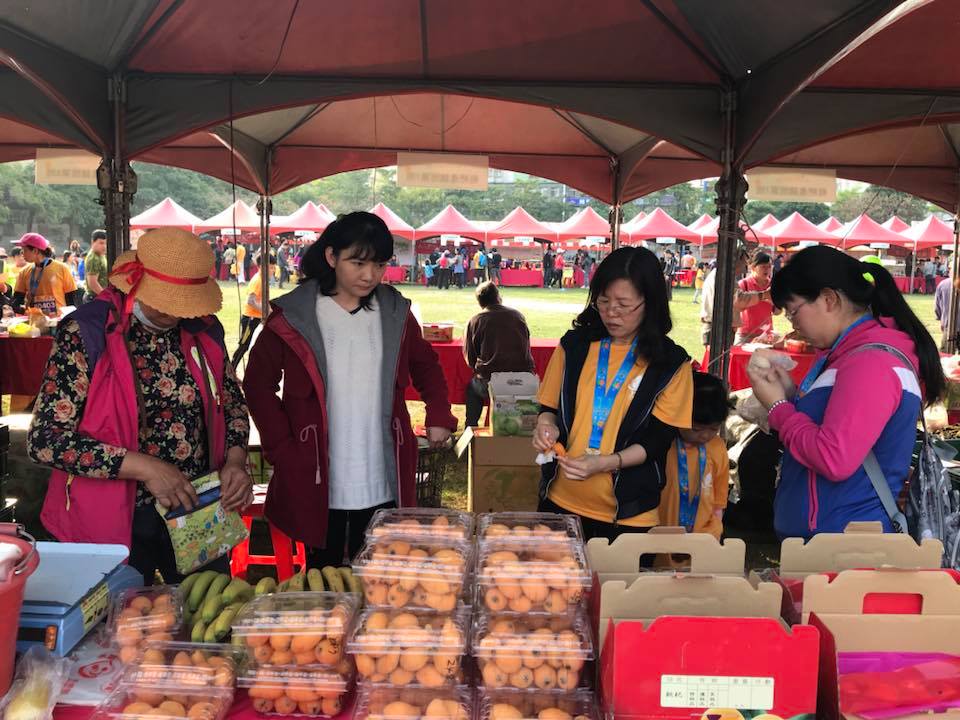 今年台中市太平區的枇杷節結合路跑活動，盼將優質農產及地方產業文化推廣出去。 圖：翻攝林澺璘臉書