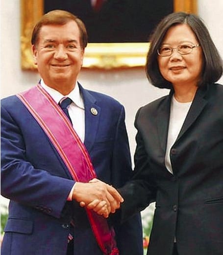 美國眾議院外交事務委員會主席羅艾斯（Ed Royce）27日將率團訪立法院。 圖：翻攝外交部官網/資料照片