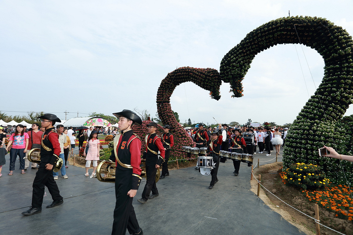 2018桃園彩色海芋季今(25)日圓滿落幕，遊客把握最後時機賞遊，人潮再創高峰。 圖：桃園市政府農業局／提供