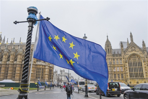 調查結果發現，英國脫歐前景對金融業信心造成的傷害，持續時間比全球金融危機還長。 圖 : 翻攝自新浪財經（新頭殼資料圖片）
