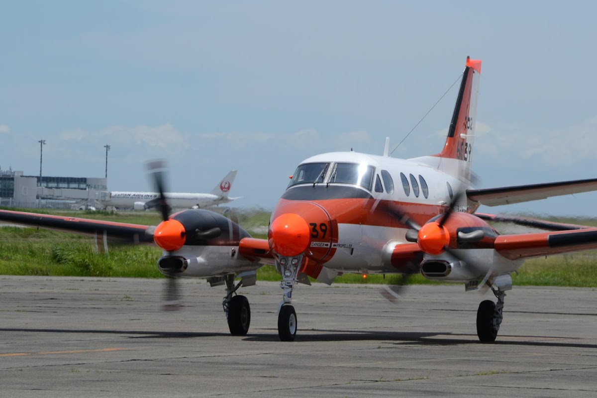 TC-90巡邏機目前仍是日本海上自衛隊現役機種，飛航距離可達2150公里，是菲律賓軍方現有巡邏機的兩倍。 圖：翻攝日本海上自衛隊官網
