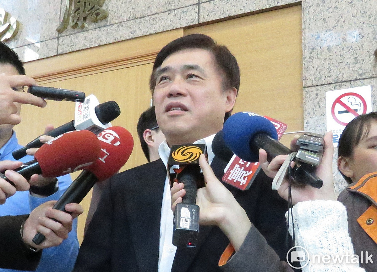 外傳國民黨主席吳敦義與副主席郝龍斌鬧不合，郝龍斌今天（28日）澄清，他與吳主席溝通順暢，兩人經常私下碰面並討論問題。 圖：趙婉淳/攝