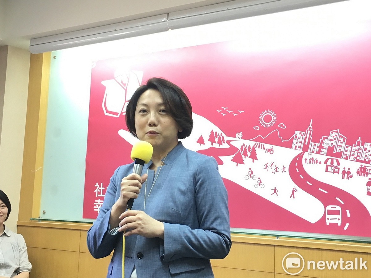 社民黨今（29）日公布市議員參選名單，但原先要參選新竹市東區的南光遠，因協調不成、綠黨先行宣佈參選人而暫不公布選區，社民黨召集人范雲表示，社民黨仍會秉持誠信，只要綠黨願協商「都會委曲求全」。 圖：黃韋銓/攝