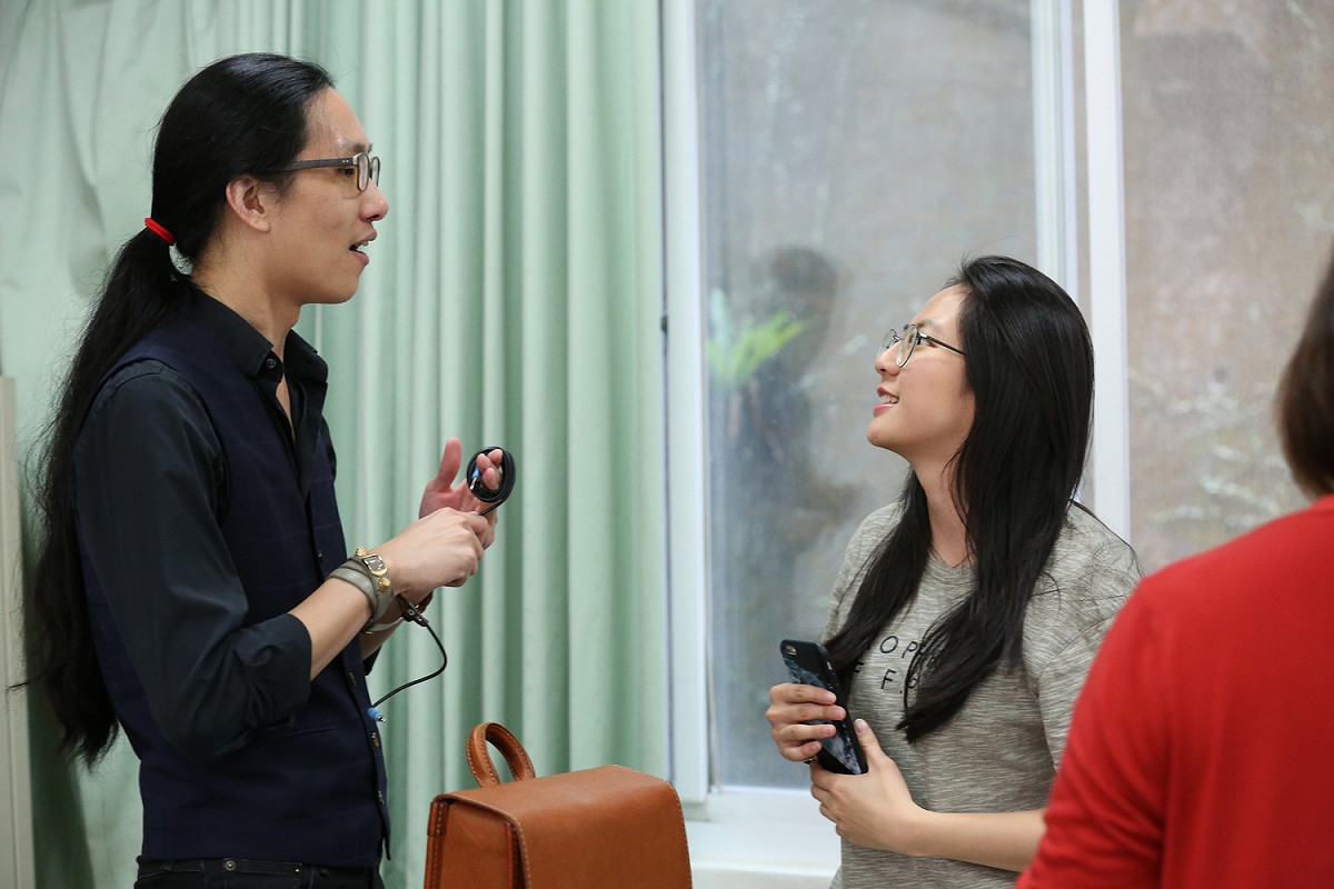 同學反應熱烈，課堂後搶先發問。 圖：新北市政府/提供