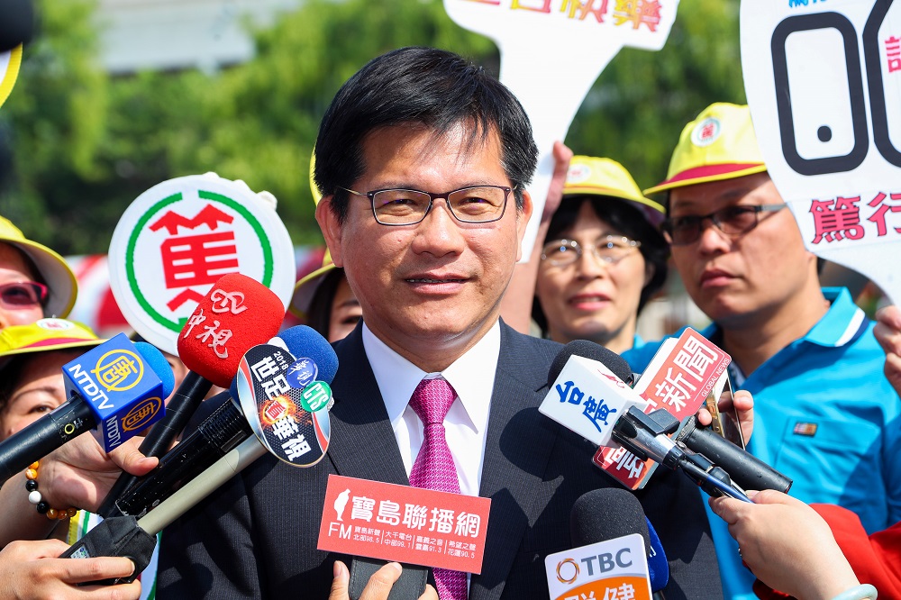 台中市長林佳龍表示，推動綠色交通是無價的。 圖 : 台中市政府/提供