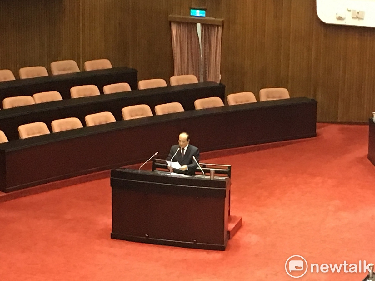 王金平說，為了台灣的長治久安，在不勞師動眾、不修憲的前提下，是否有機會確立「以總統為核心的雙首長制」或「以行政院長為核心的內閣制」？台灣該做出選擇了。 圖：黃韋銓/攝