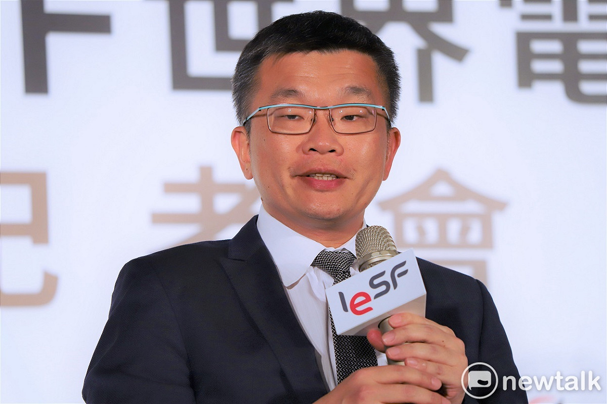 立法院副院長蔡其昌，於去年敲下議事槌，讓電競產業正式成為運動項目，他表示：「重點在給予電競產業一個比較正確的觀念，一個產業發展的角度。」 圖：蔡幸秀/攝