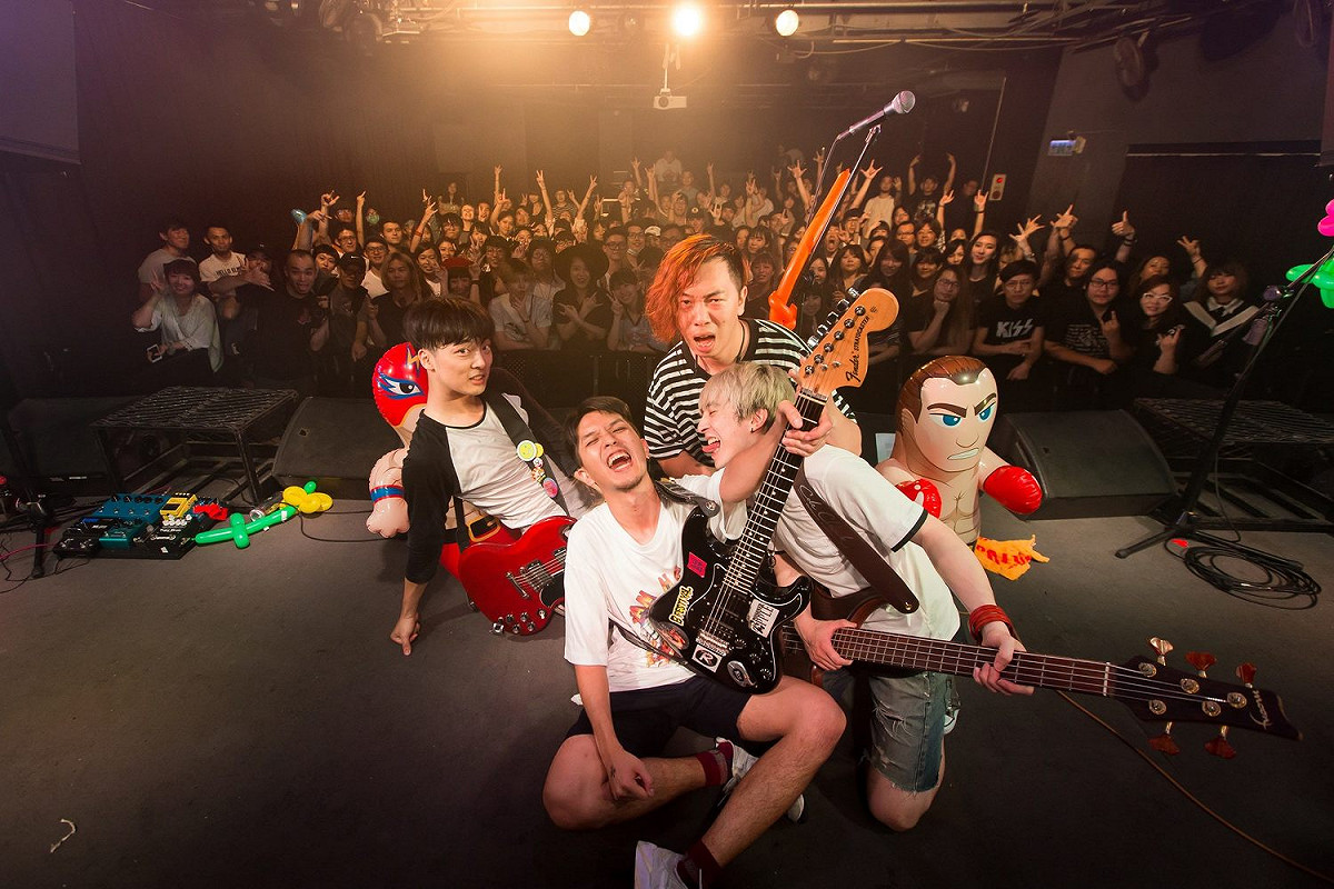台北杜鵑花季今年還推出「杜鵑花古典音樂祭」，更在本周六(7日)特別在師大公園舉辦年輕樂團表演活動，希望吸引更多年輕族群來城南走走，共有4場的古典樂演出，表演精彩可期！ 圖：台北旅遊網/提供