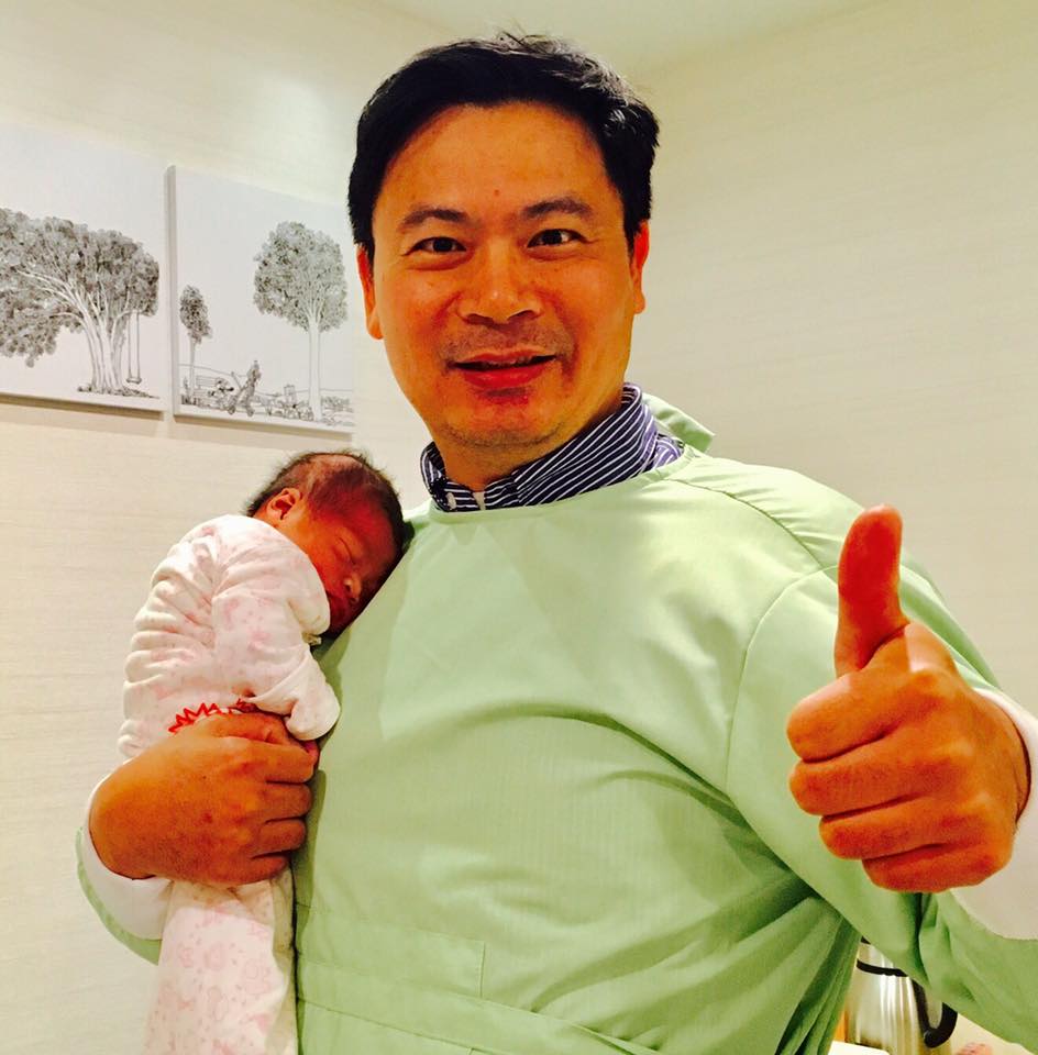 吳育仁今年二月得女，有女萬事足。 圖：翻攝吳育仁臉書
