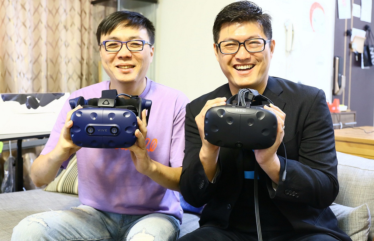 全球智慧型手機與虛擬實境創新設計領導者HTC今（5）日宣布HTC VIVE Pro頭戴式顯示器全球正式出貨。 圖：HTC/提供