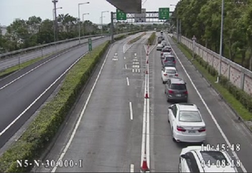國5北上頭城 - 宜蘭路段午後恐出現塞車。 圖/翻攝自高公局即時路況