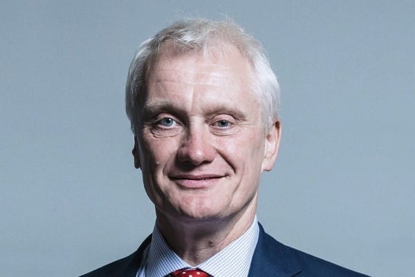 英國國際貿易部投資部長史都華（Graham Stuart）於4月9日至10日訪問台灣，加強雙邊經貿關係。 圖：翻攝自英國國際貿易部官網