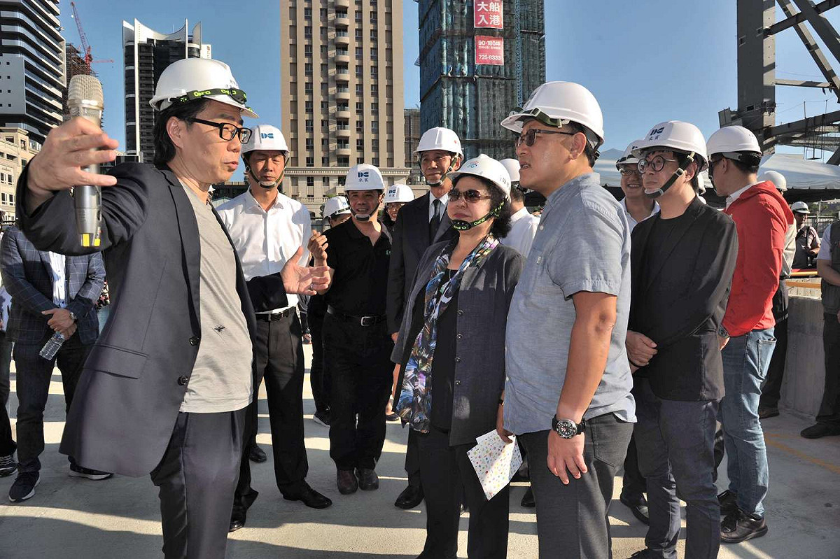 陳菊表示，圖書館建設一直是她任內非常重視的基礎建設，從閱讀提升智識水準與城市氣質是12年來持續不變的目標。 圖：高雄市政府/提供