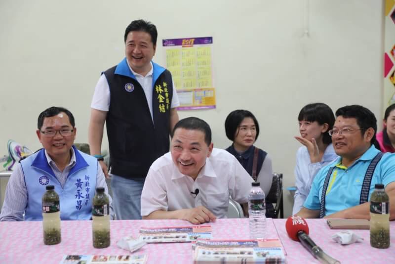侯友宜認為，好的政策本來就要發揚光大，尤其很多重大工程建設是一棒接一棒，要把重要的工程做的更快更好。 圖: 侯友宜競選辦公室/提供