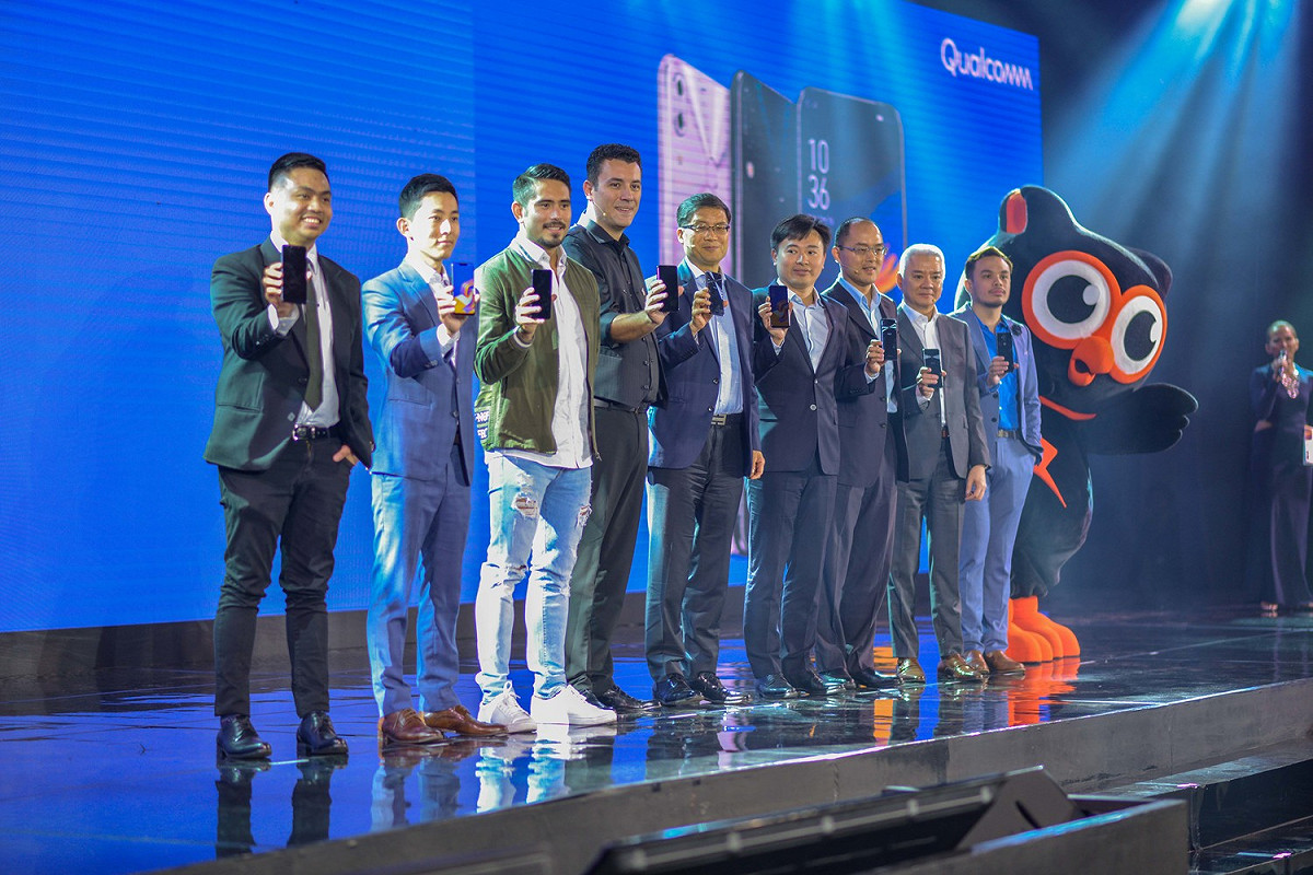 華碩菲律賓ZenFone 5記者會與會貴賓大合照。 圖：ASUS/提供